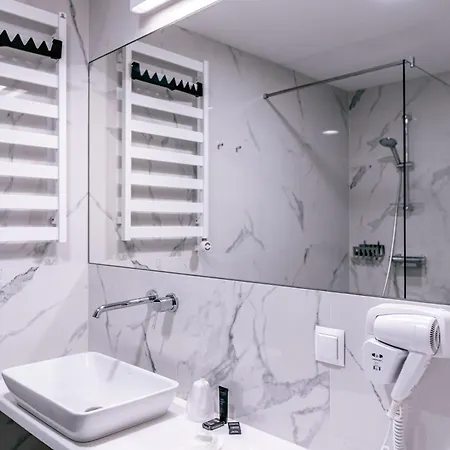 Imperiall Resort&medispa-domki Premium אכסניה *