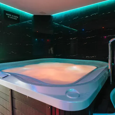 Imperiall Resort&medispa-domki Premium * סיאנוז'טי
