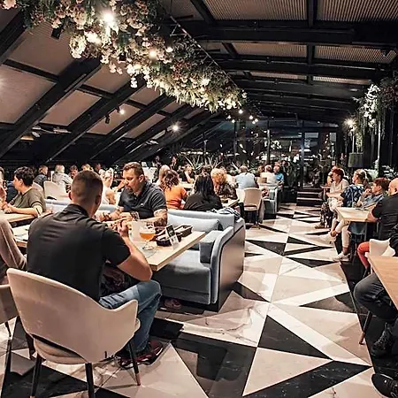 Imperiall Resort&medispa-domki Premium بيت خشبي *